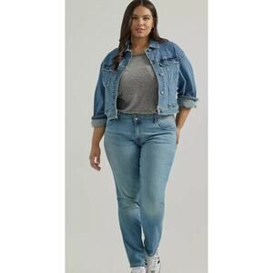 NWT Lee Legendary Plus Straight Mid Rise Jeans Light Wash 24W Petite Repreve